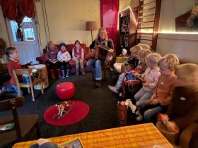 8d95990b-1b84-495b-bb69-8404ee033fd0