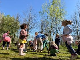 16537100-8e94-4d2a-aa32-c6ff37f0f70f