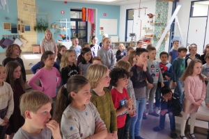20190509-De-Toverfluit-Hasselt-Hilde-Frateur-zingen-met-Bruegel-11